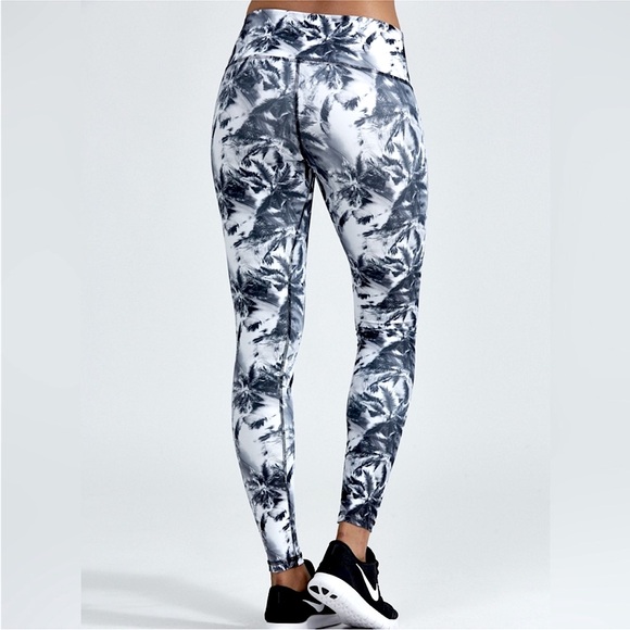 Noli Palm Tree leggings black and white yoga pants size XS - Picture 4 of 8